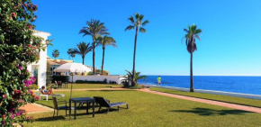Sea Front Beach House Macarena A Sitio De Calahonda